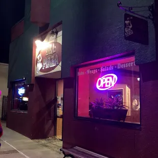 The front entrance of B&amp;L's