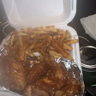 The Sunday night crew had so much good energy, they care about there customers ! 10 out of 10 stars ! thank you guys once again ! : )