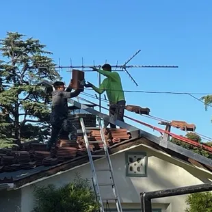 Loading tiles like a coordinated ballet!