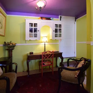 Front Carriage House Room View 2