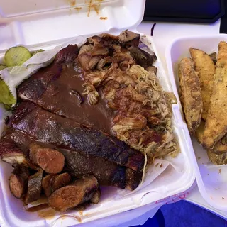 B.B.'s Lawnside BBQ King Combo