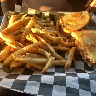 Sammy Joe (Salmon Burger) Citrus Truffle Fries