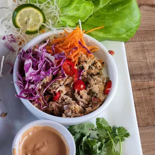 Pad Thai Chicken Lettuce Wraps