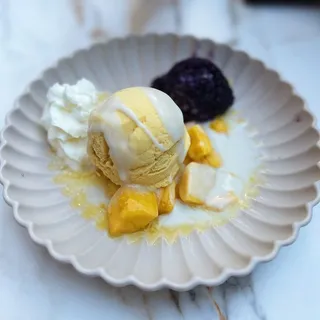 Mango ice cream