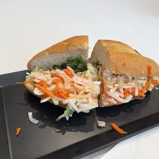 Cauliflower Bahn mi