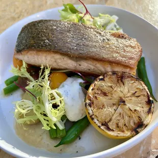 Salmon nicoise.