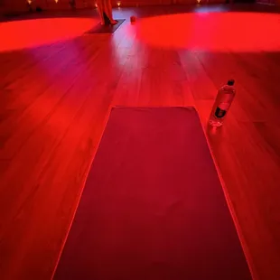 before i was kicked out of the bar never told me what i did wrong. i am a yoga teacher and good human yet they kicked