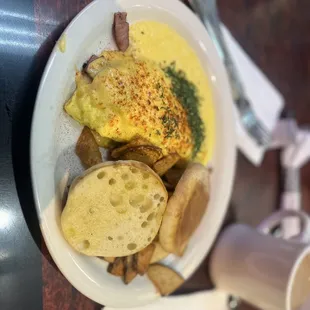 Benedict omelette