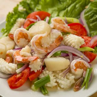 Yum Talay (seafood salad)