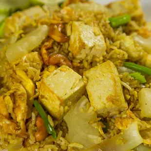 Curry Fried Rice with Tofu