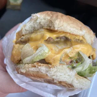 BT classic double cheeseburger