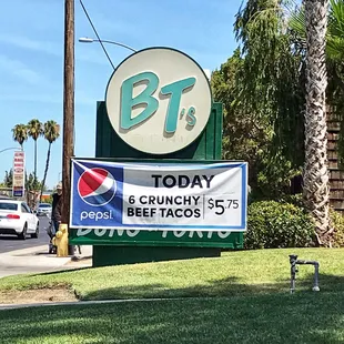 @ B T's Buns &amp; Torts - 7/17/19