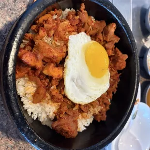 Chicken hot stone bowl