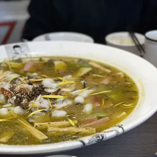 Fish soup Pot (Medium, Signature Sour Flavor Numbing Version)