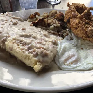 Biscuits and Gravy with Fried Chicken