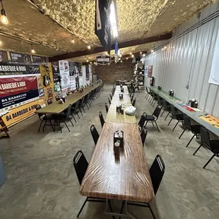 sushi and sashimi, interior