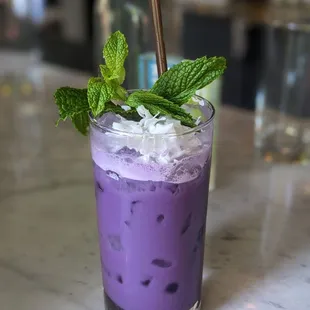 Halo halo cocktail