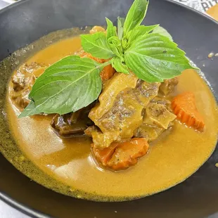 Oxtail stew (must order)