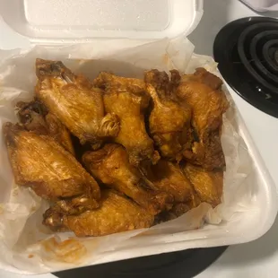 2lbs of wings