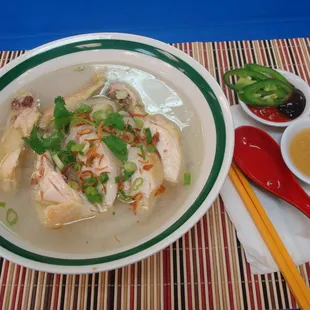 Pho Ga (Chicken Rice Noodle Soup)