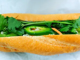 Nhu Lan Saigon Subs