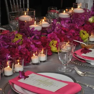 beautiful wedding table decorations in the reception hall!