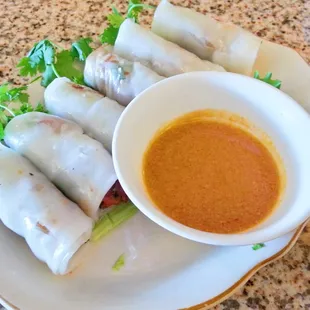 Banh Cuon Thit Nuong  ^_^