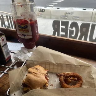Cheese Burger and Onion Ring
