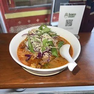 Khao poon beef 555 noodle shop