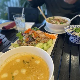Fish koon poob, Lao papaya, and Thai boat