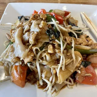 9. Pad Kee Mow