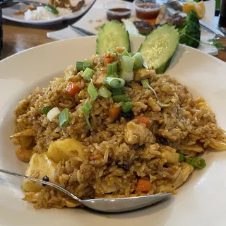 13. Pineapple Fried Rice