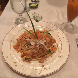 Look at it! Pad Thai with chicken.