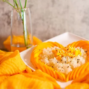 mango with sticky rice