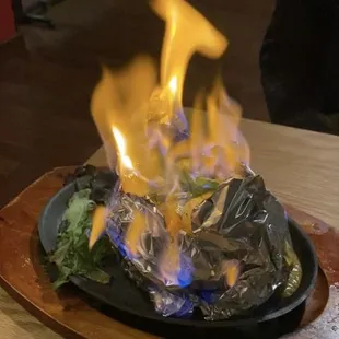 F1. Seafood on the Flame