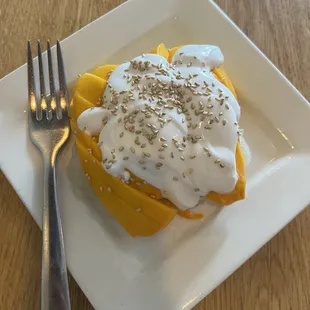 Mango and Sticky Rice w/ Mango
