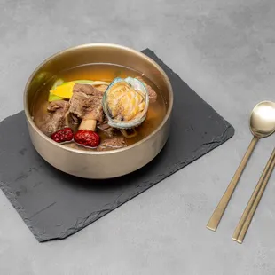 ramen and noodles, food