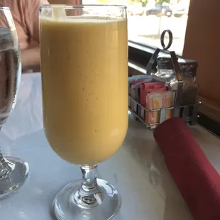 Mango lassi