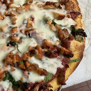 Chicken tandoori pizza