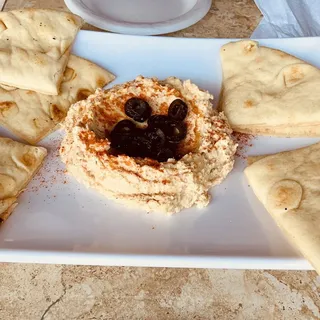 Hummus and Pita