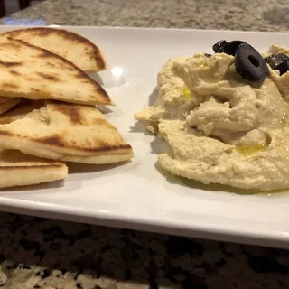 Hummus and Pita