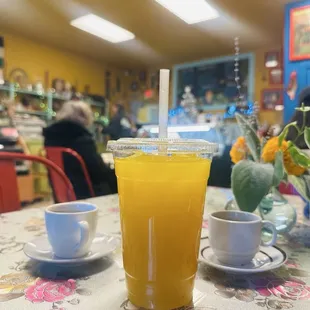 Mango lemonade