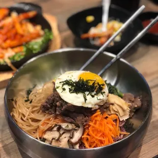 Bibimbap with bulgogi &quot;all the way&quot;