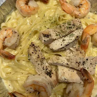 Fettuccine Alfredo with shrimp and chicken