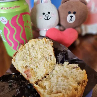 Inside of the Bacon Cheddar Muffin