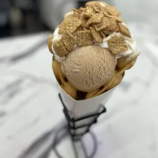 Cinnamon Toast Crunch bubble waffle