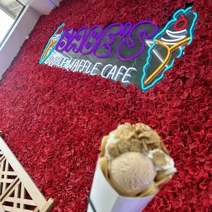 Cinnamon Toast Crunch Bubble Waffle