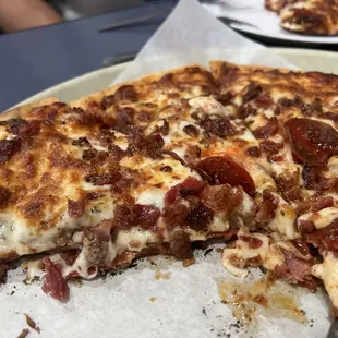Single layer meat lover pizza