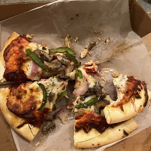 Small Single Layer Babes Original Cheese Pizza (green peppers, onions, sausage, and mushrooms)
