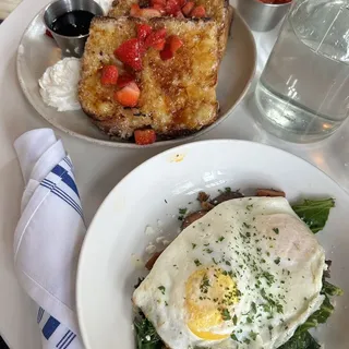 Creme Brulee French Toast
